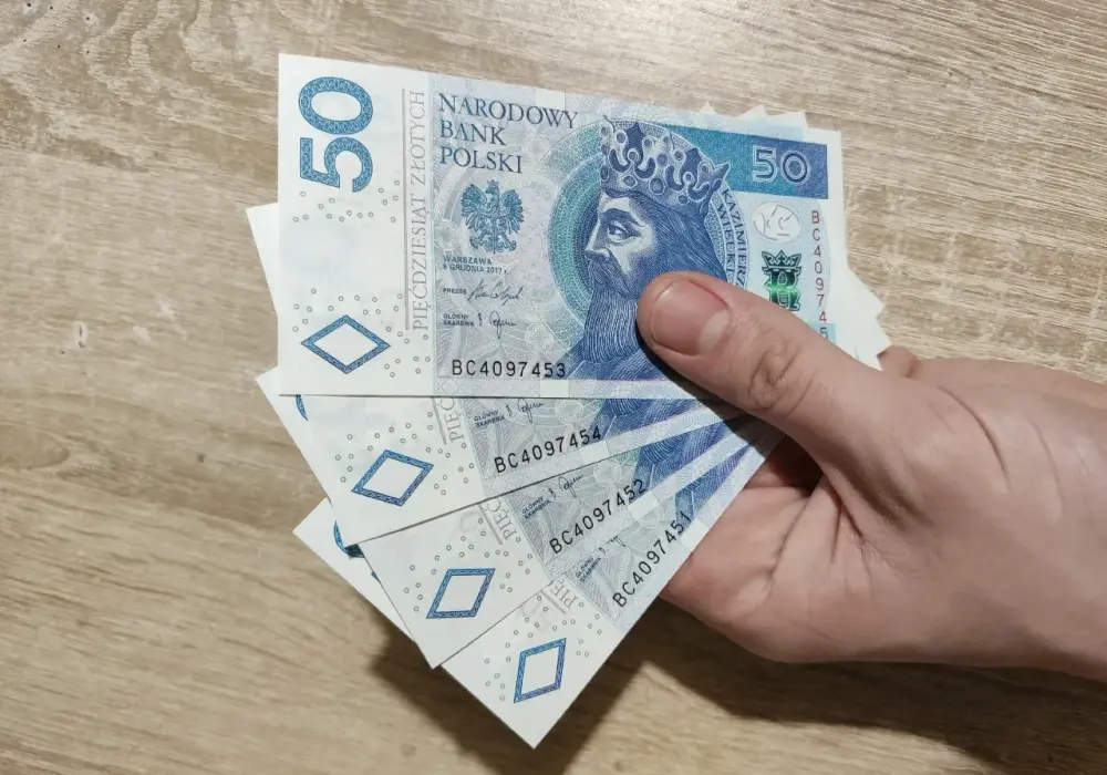 Becikowe: Sprawdź, do kiedy musisz złożyć wniosek, aby nie stracić wsparcia