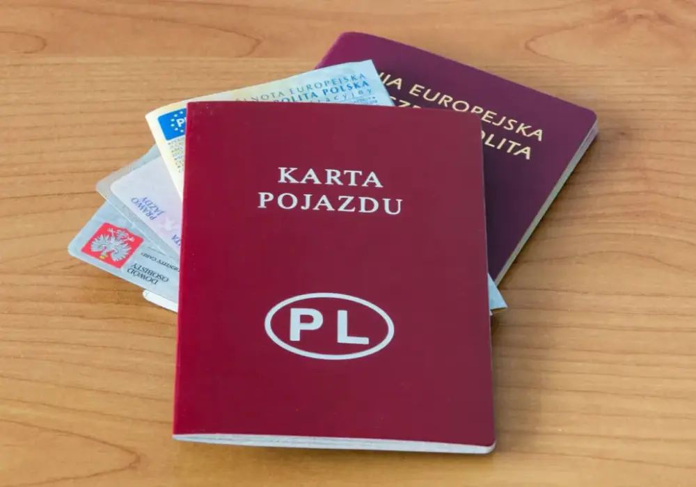 Czerwona rejestracja auta - kiedy się przydaje i ile kosztuje?