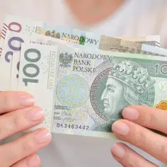 Od kiedy wypłata wynagrodzenia dla opiekuna prawnego? Sprawdź terminy!