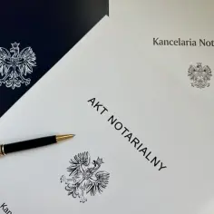 Komu można pokazać akt notarialny? Sprawdź, kto ma prawo do wglądu