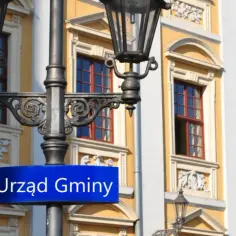 Czy gmina posiada osobowość prawną? Poznaj jej ważne konsekwencje