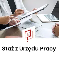 Rozmowa kwalifikacyjna, dokumenty, laptop. Szukasz możliwości rozwoju? Sprawdź staż z Urzędu Pracy!