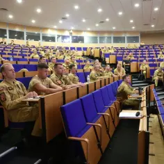 Co to znaczy formalno prawny? Zrozumienie kluczowych aspektów prawnych