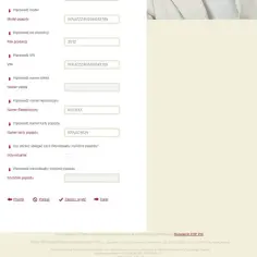 Formularz do rejestracji samochodu online: wprowadzanie danych pojazdu, takich jak VIN, rok produkcji i numer rejestracyjny.