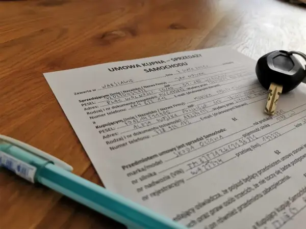 Umowa kupna sprzedaży samochodu jak wypełnić, aby uniknąć błędów