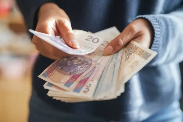 OFE po 65. roku życia - Jak ZUS dolicza pieniądze do emerytury?