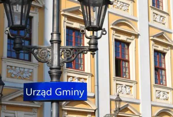 Czy gmina posiada osobowość prawną? Poznaj jej ważne konsekwencje