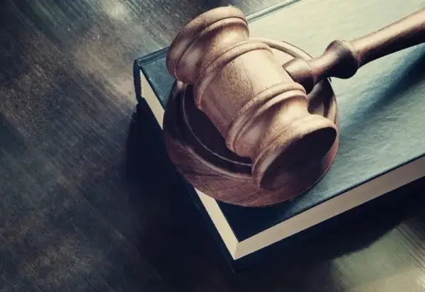 Co to przepis prawny? Kluczowe informacje i przykłady w praktyce