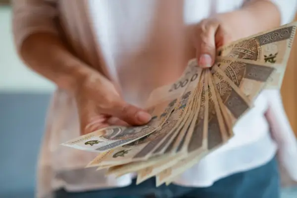 Nagroda jubileuszowa - Komu przysługuje i jak liczyć staż w 2026?